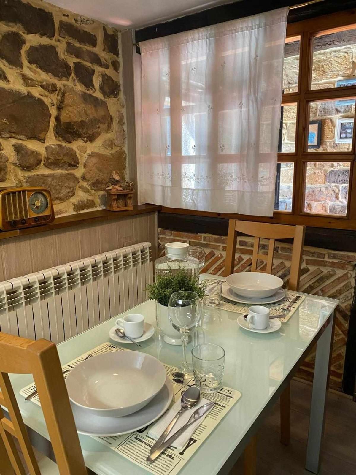 Casa Parejas La Casa De Quintanilla 1 Pensionat Quintanilla las Torres Exteriör bild